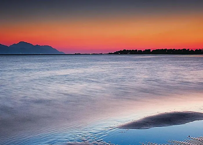 Σπίτι διακοπών Three-bedroom In *