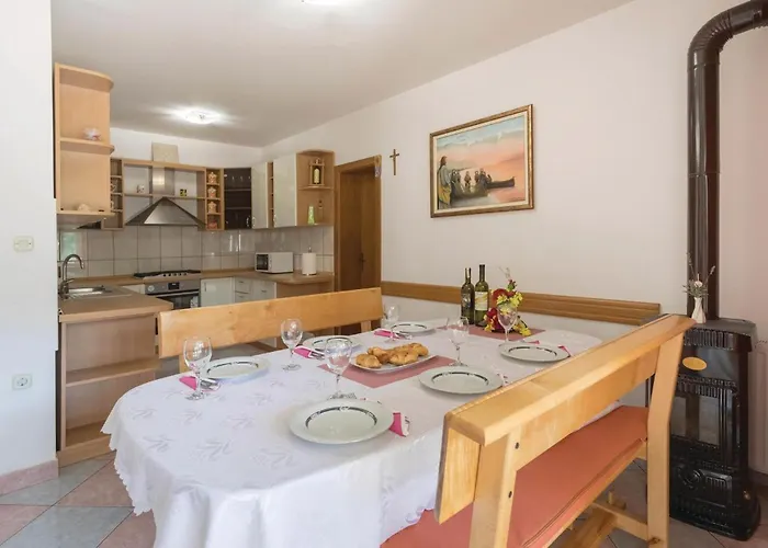 Дом отдыха Three-bedroom In