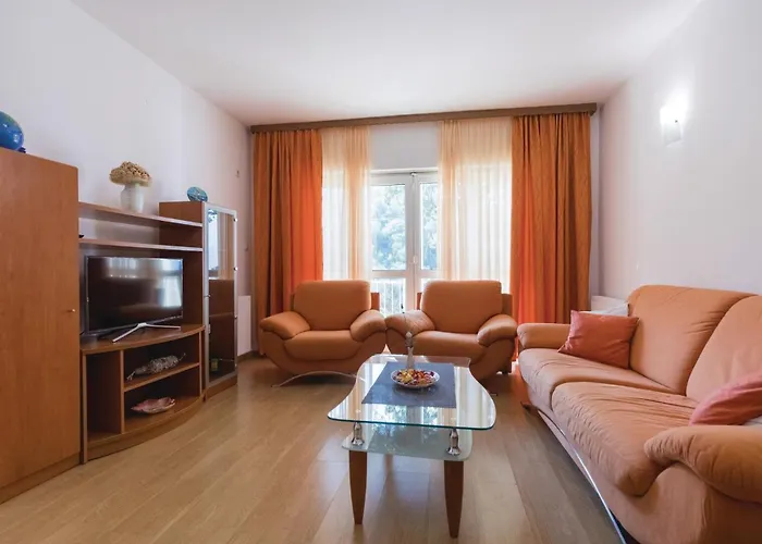 Three-bedroom In Дом отдыха *